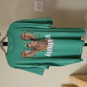 NWOT Men's Star Wars Chewbacca Christmas Graphic Tee - Size XL
